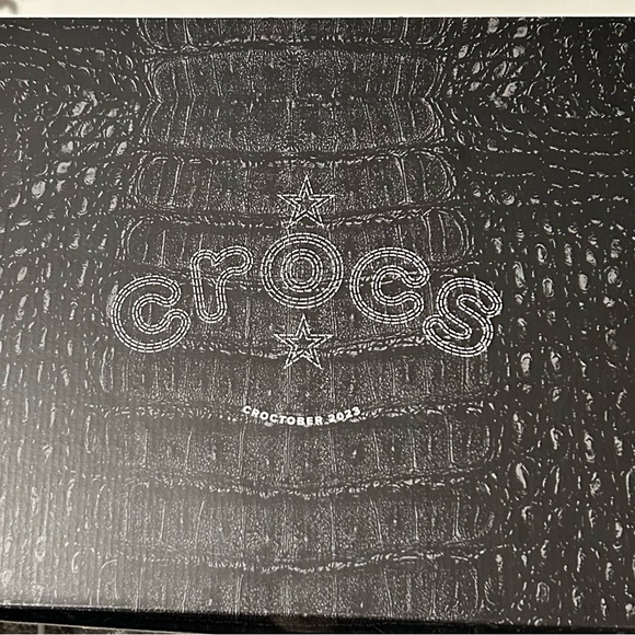 NEW in box Crocs cowboy boots with charms - Picture 9 of 10